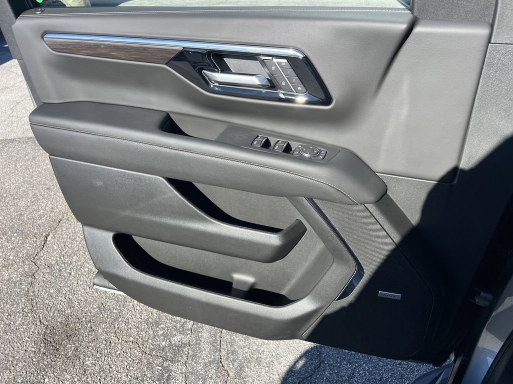 New 2026 Chevrolet Tahoe Premier image 14