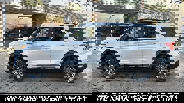 New 2026 Ford Explorer Active w/ Active Comfort Package image 3