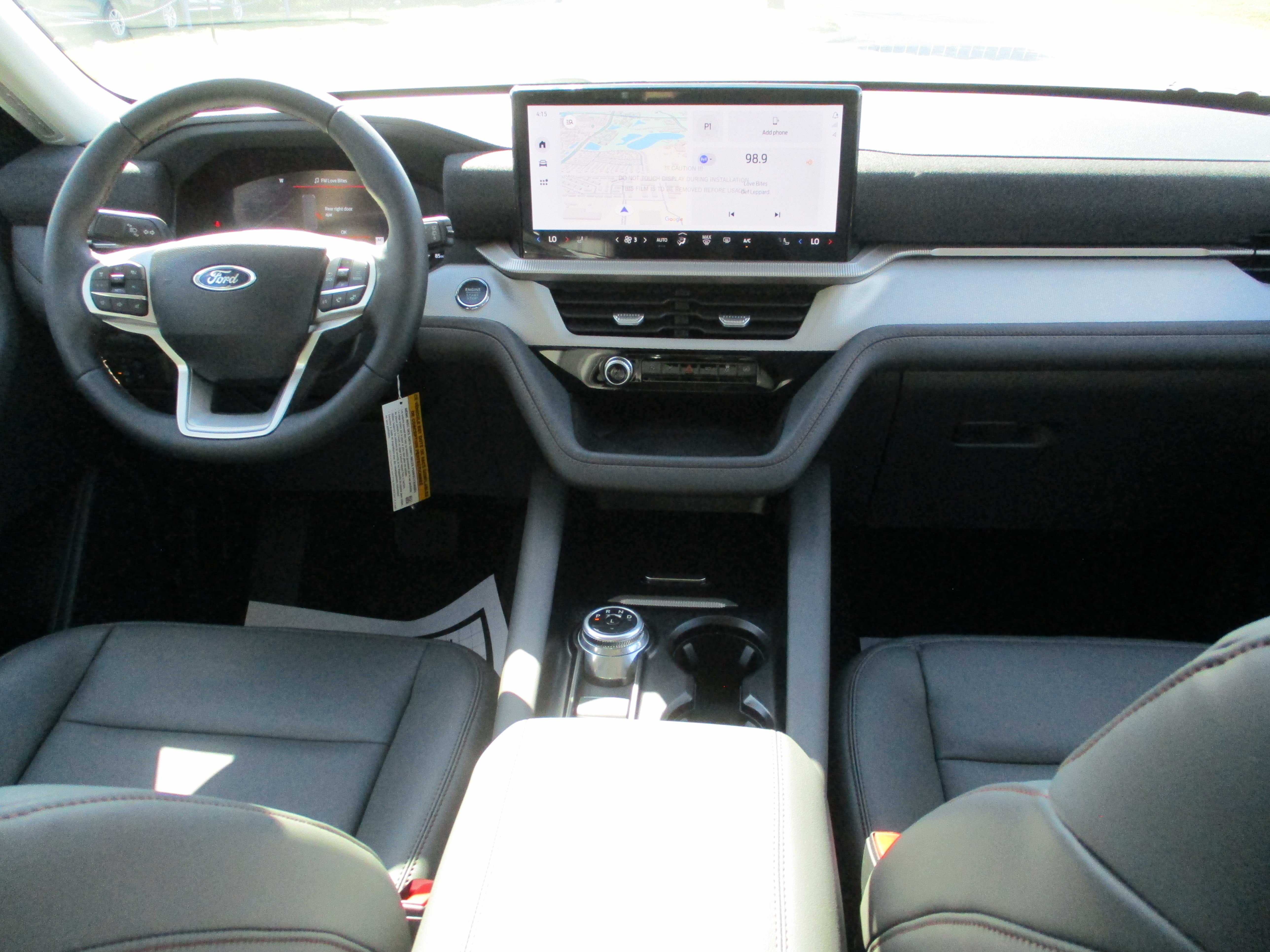 New 2025 Ford Explorer Active w/ Active Comfort Package image 23