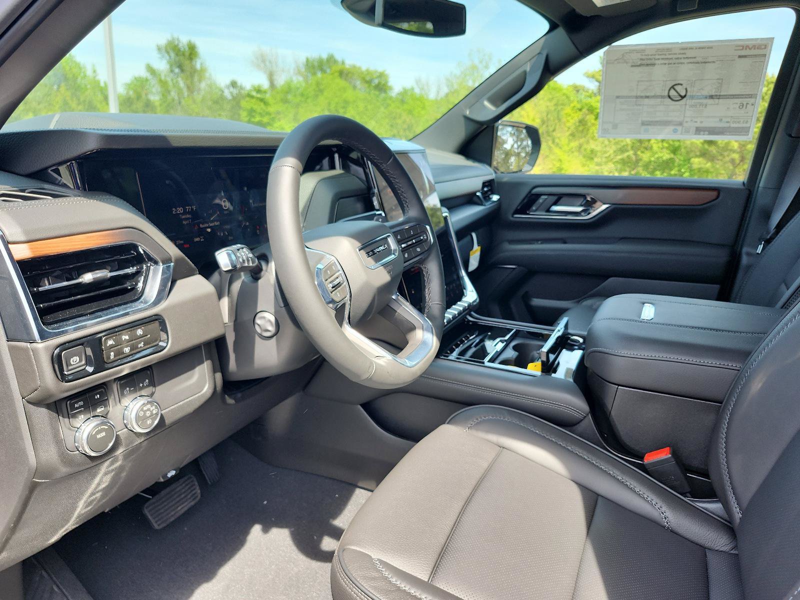 New 2026 GMC Yukon XL Denali w/ Sun & Power Step Package AWD/4WD image 12
