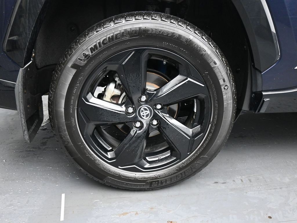 Used 2021 Toyota RAV4 XSE image 10