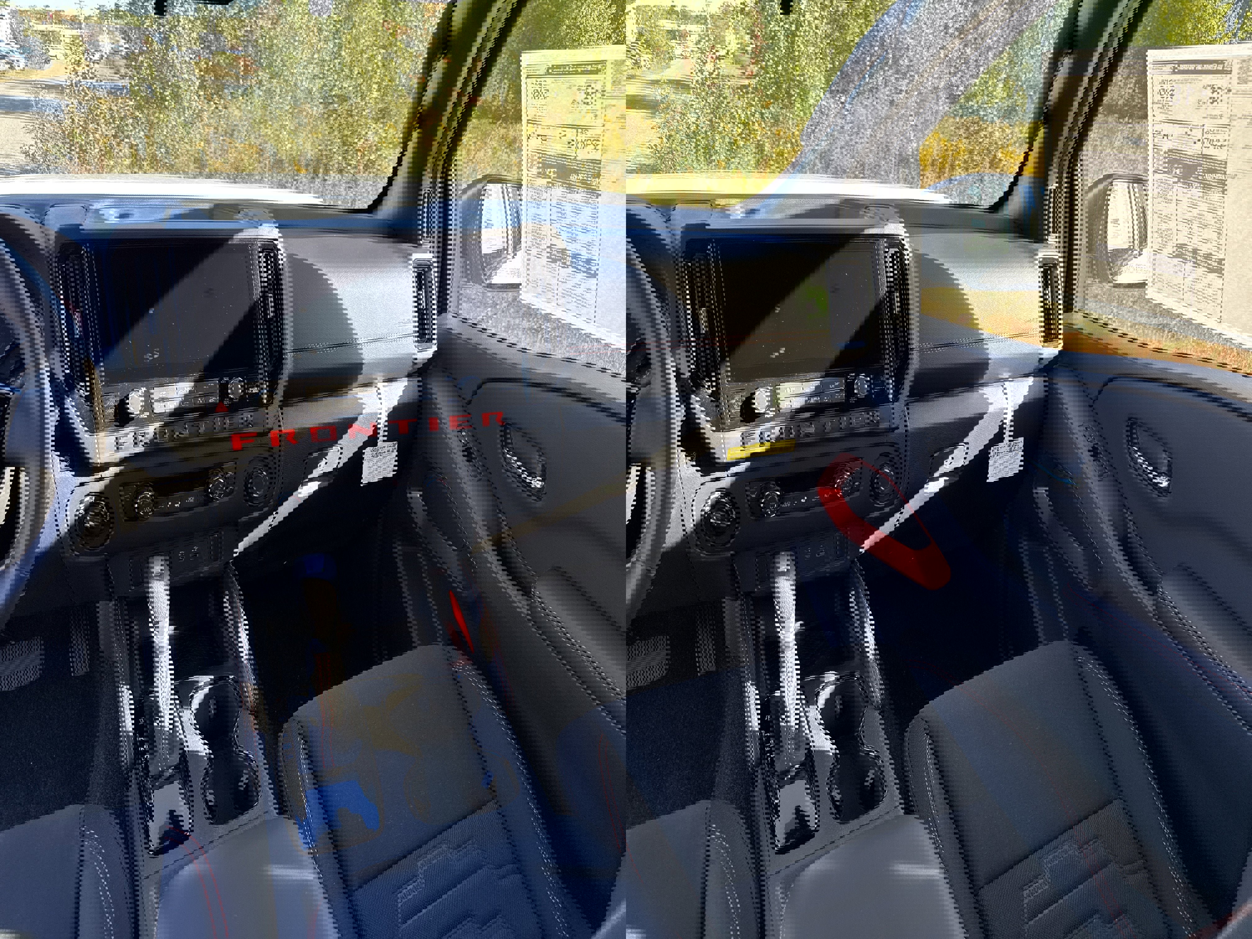 New 2025 Nissan Frontier PRO-4X image 19