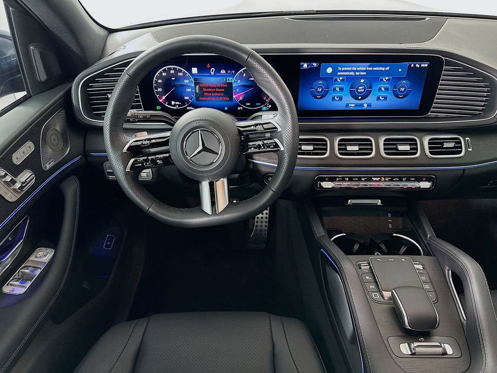 Used 2025 Mercedes-Benz GLS 450 4MATIC image 23