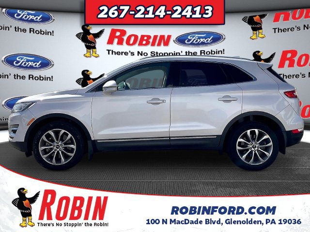 Used 2017 Lincoln MKC Select w/ Select Plus Package AWD/4WD image 4