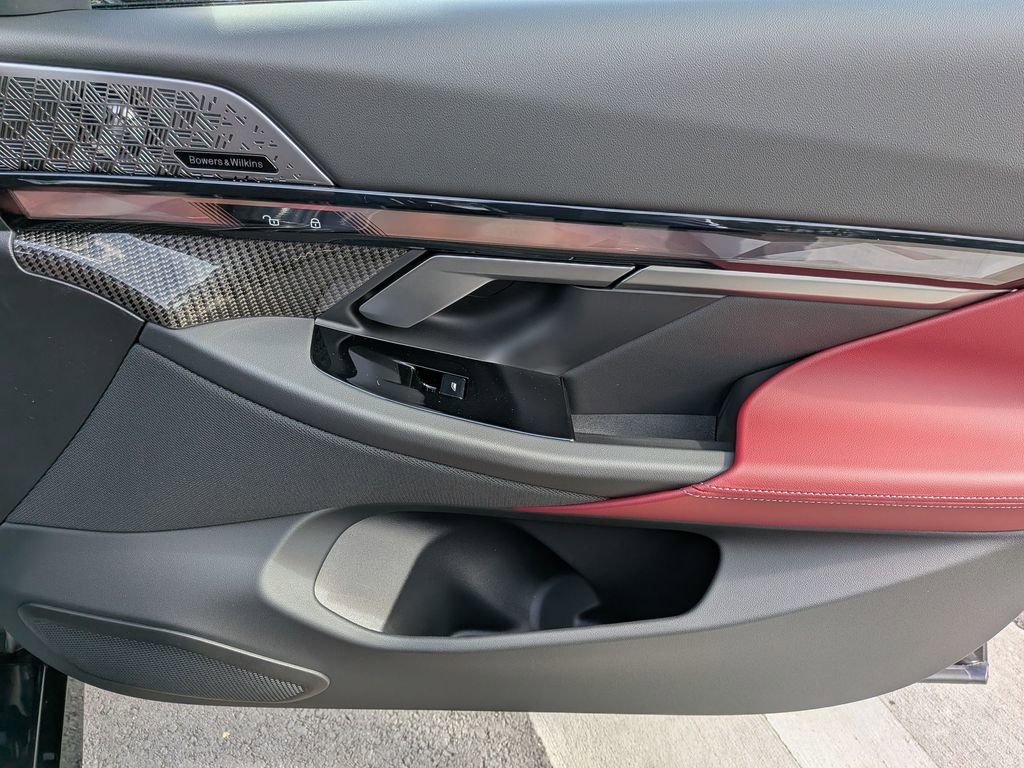 New 2026 BMW i5 eDrive40 image 17