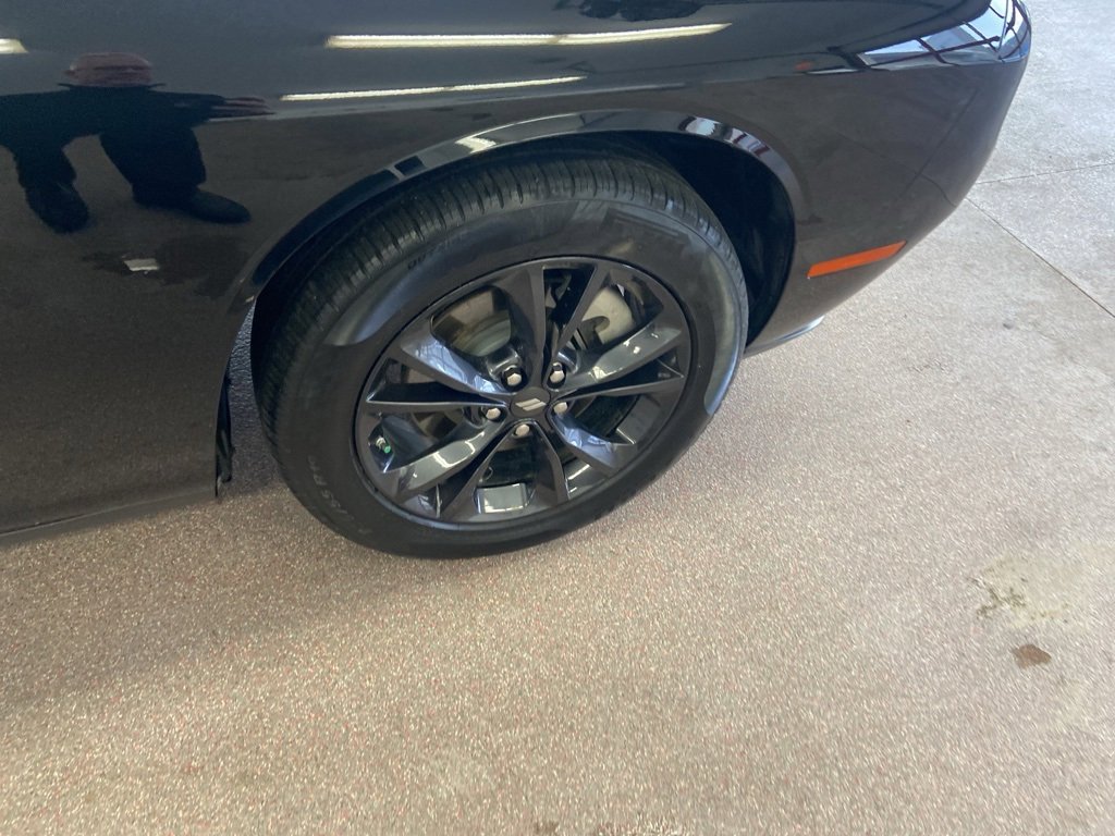 Certified 2023 Dodge Challenger SXT w/ Blacktop Package image 28