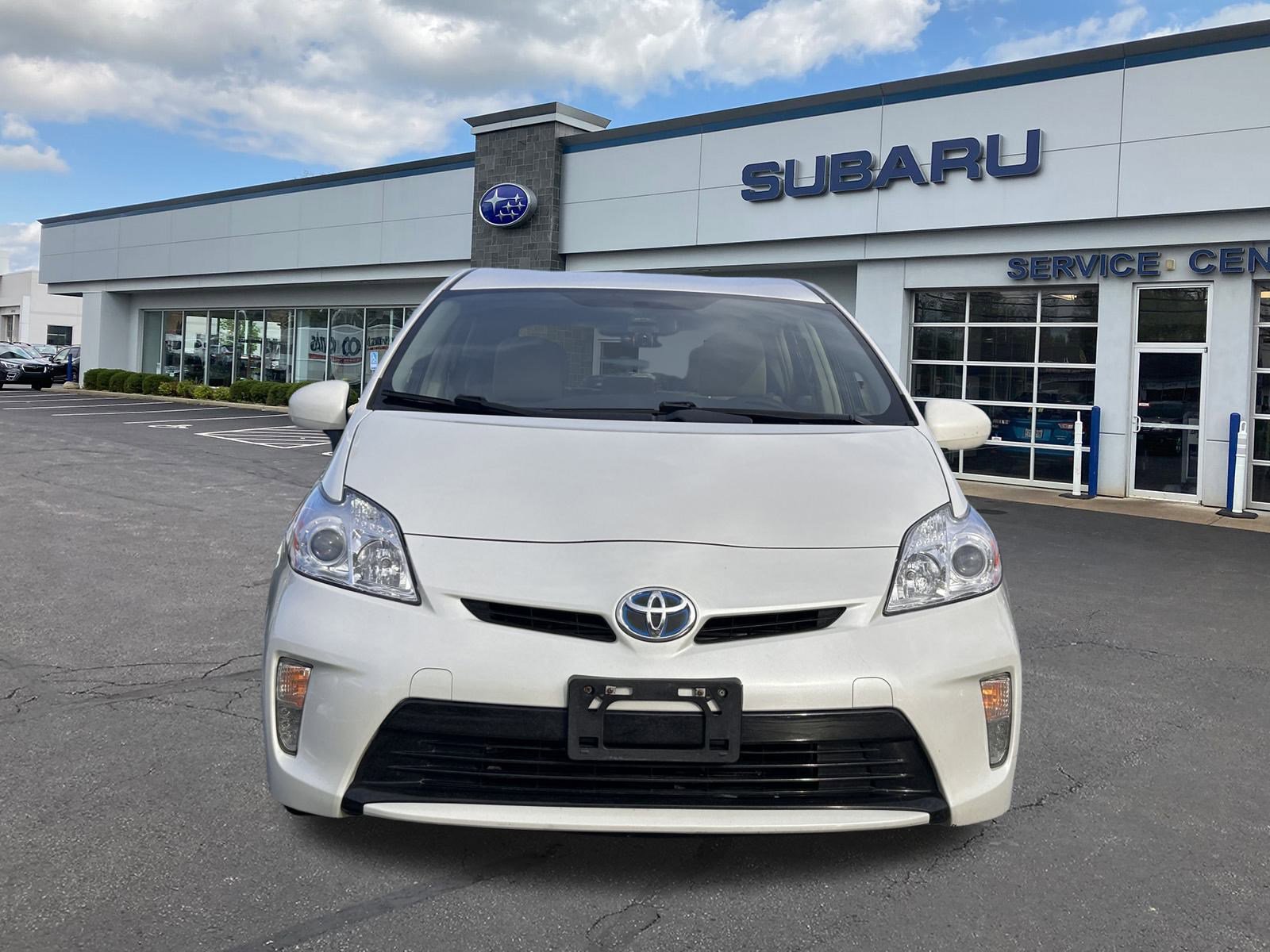 Used 2015 Toyota Prius Four image 2