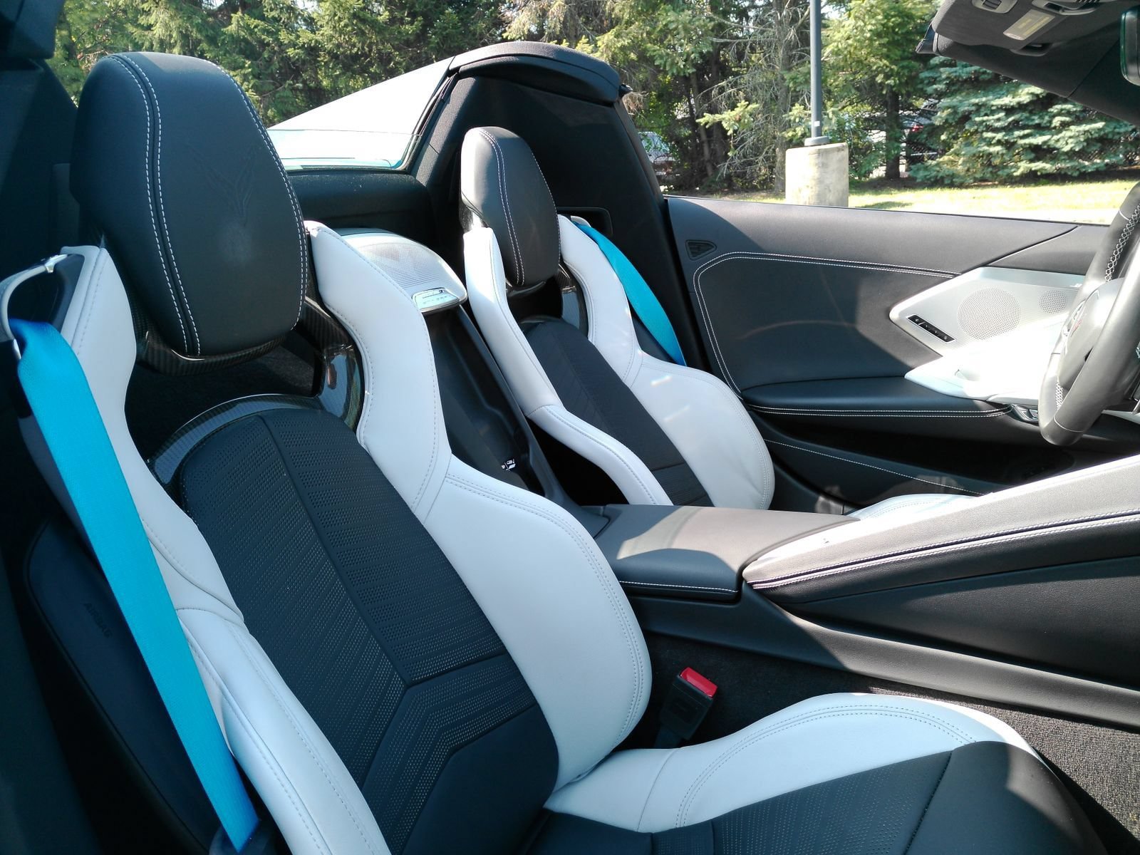 Certified 2022 Chevrolet Corvette Stingray Preferred Conv w/ Z51 Performance Package RWD image 24