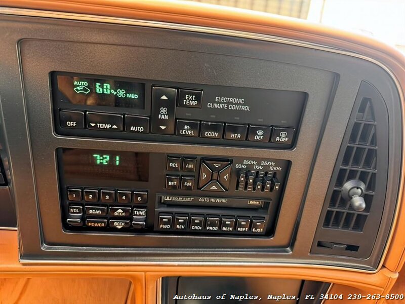 Used 1990 Buick Reatta Convertible FWD image 26