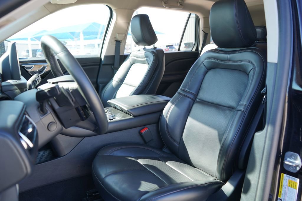 Used 2024 Lincoln Aviator Reserve image 16