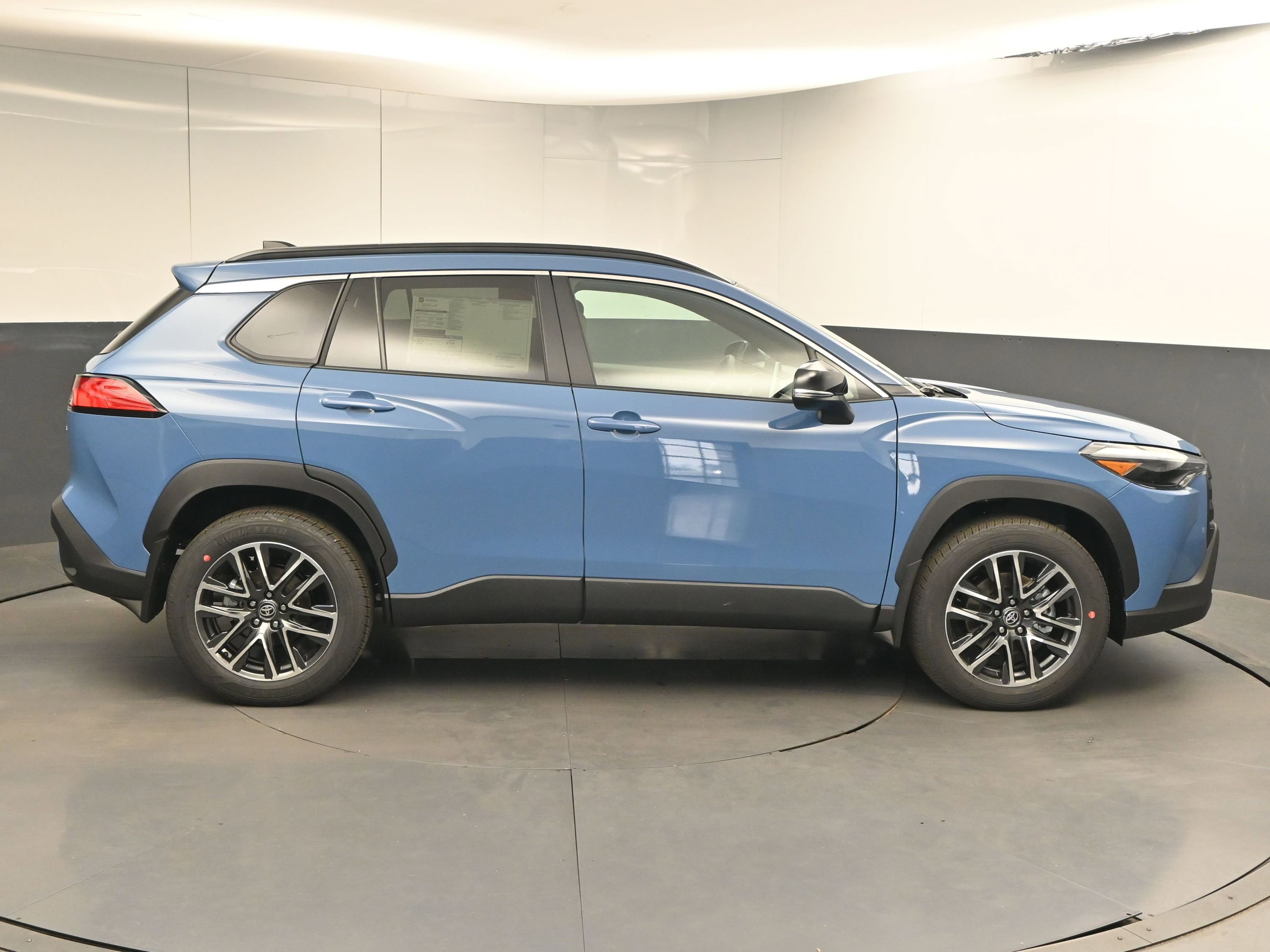 New 2026 Toyota Corolla Cross XLE image 9