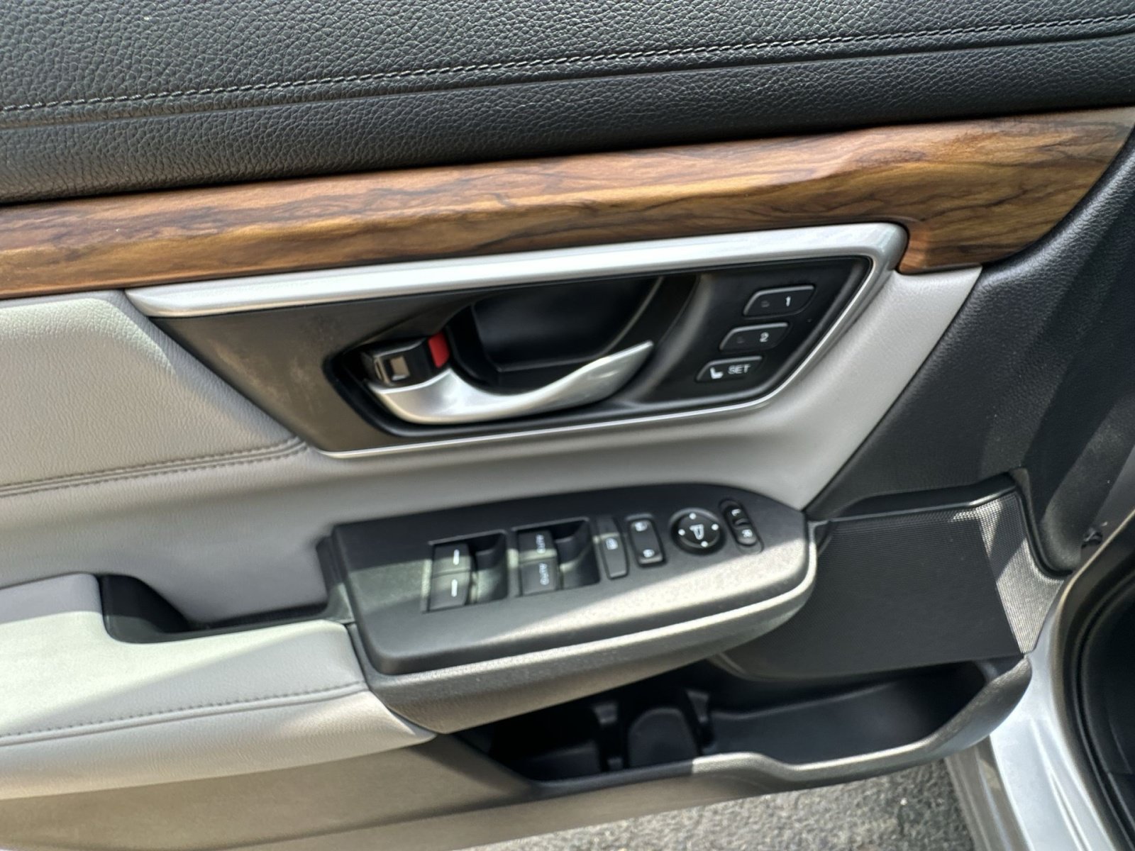 Used 2020 Honda CR-V EX-L image 23