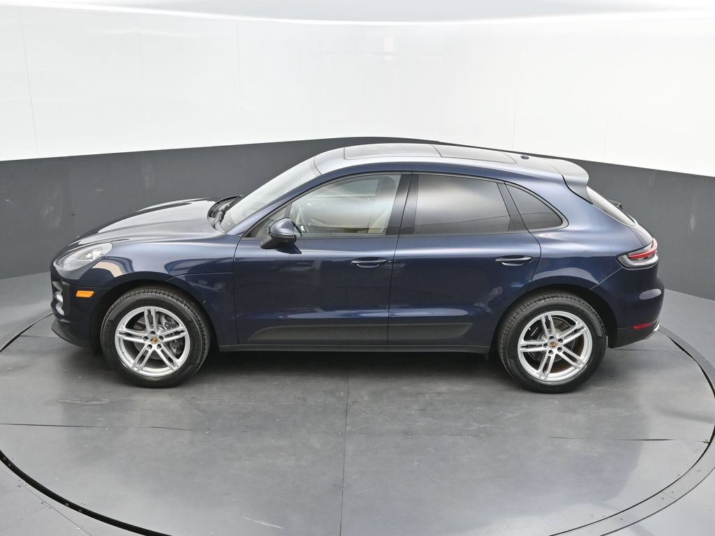 Certified 2021 Porsche Macan AWD/4WD image 24