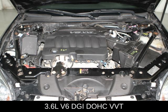 Used 2016 Chevrolet Impala LT FWD image 4