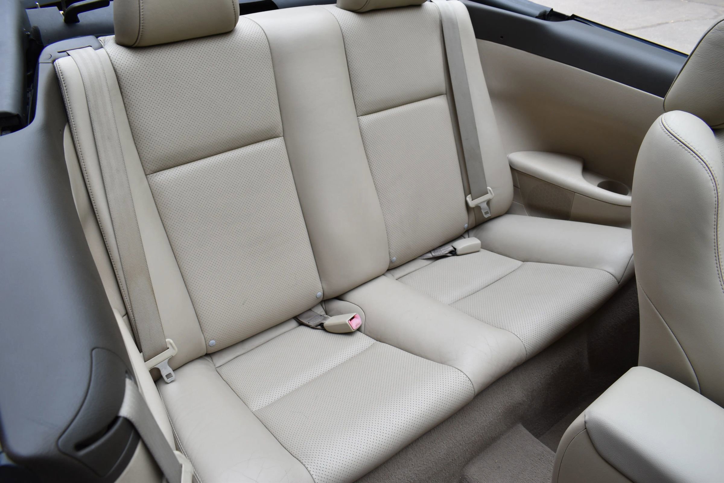 Used 2005 Toyota Solara SLE image 30