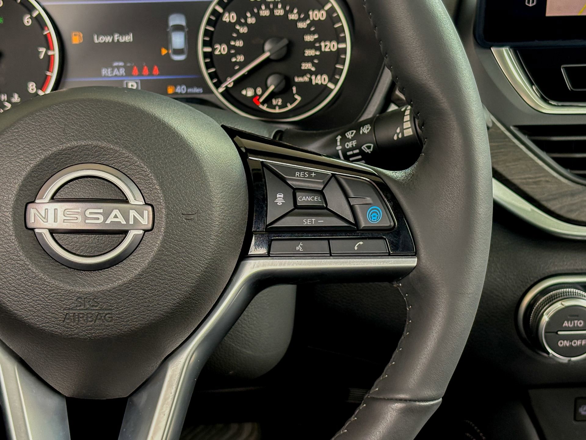 Used 2025 Nissan Altima 2.5 SL AWD/4WD image 29