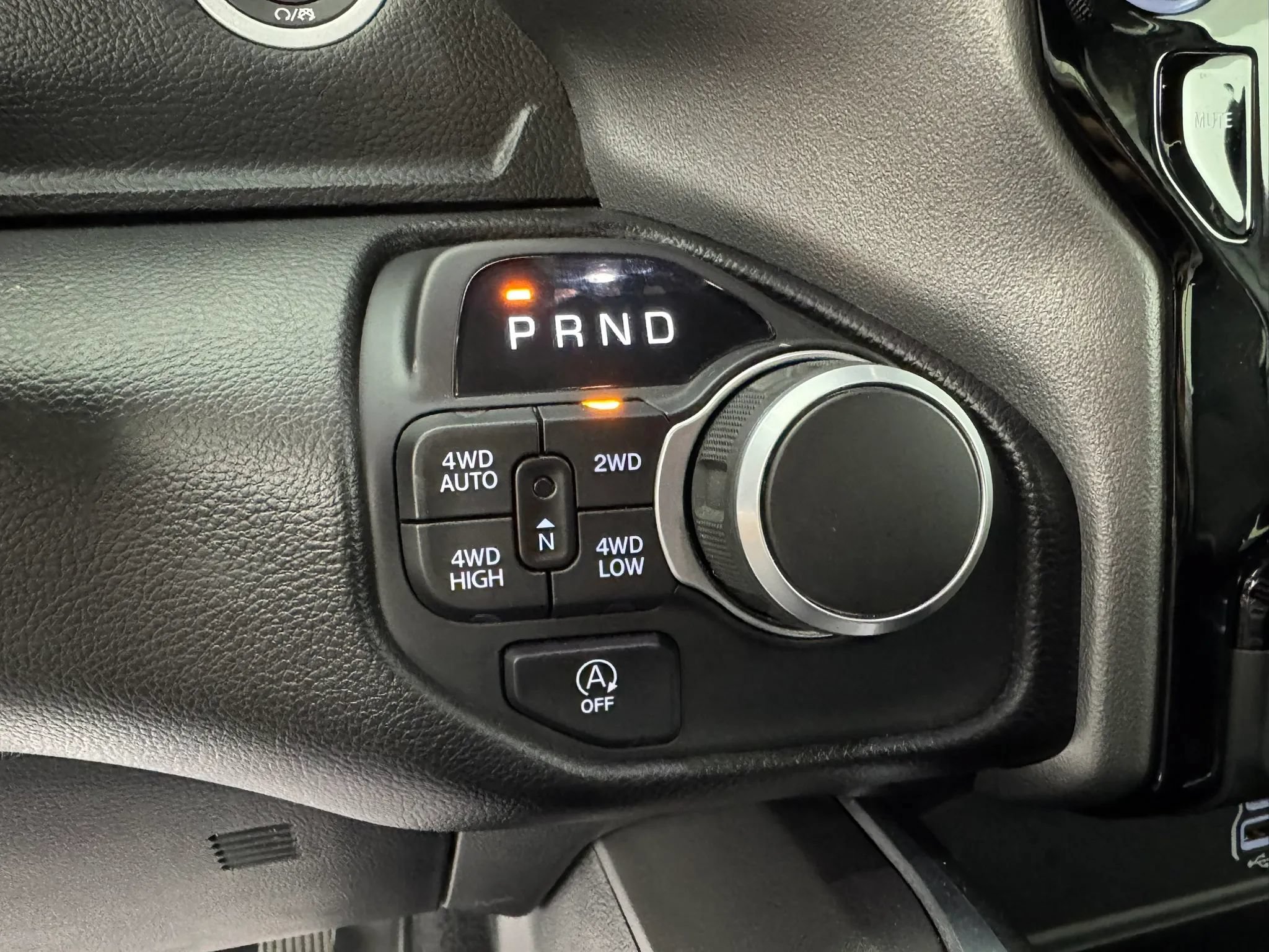 Used 2025 RAM 1500 Big Horn AWD/4WD image 22