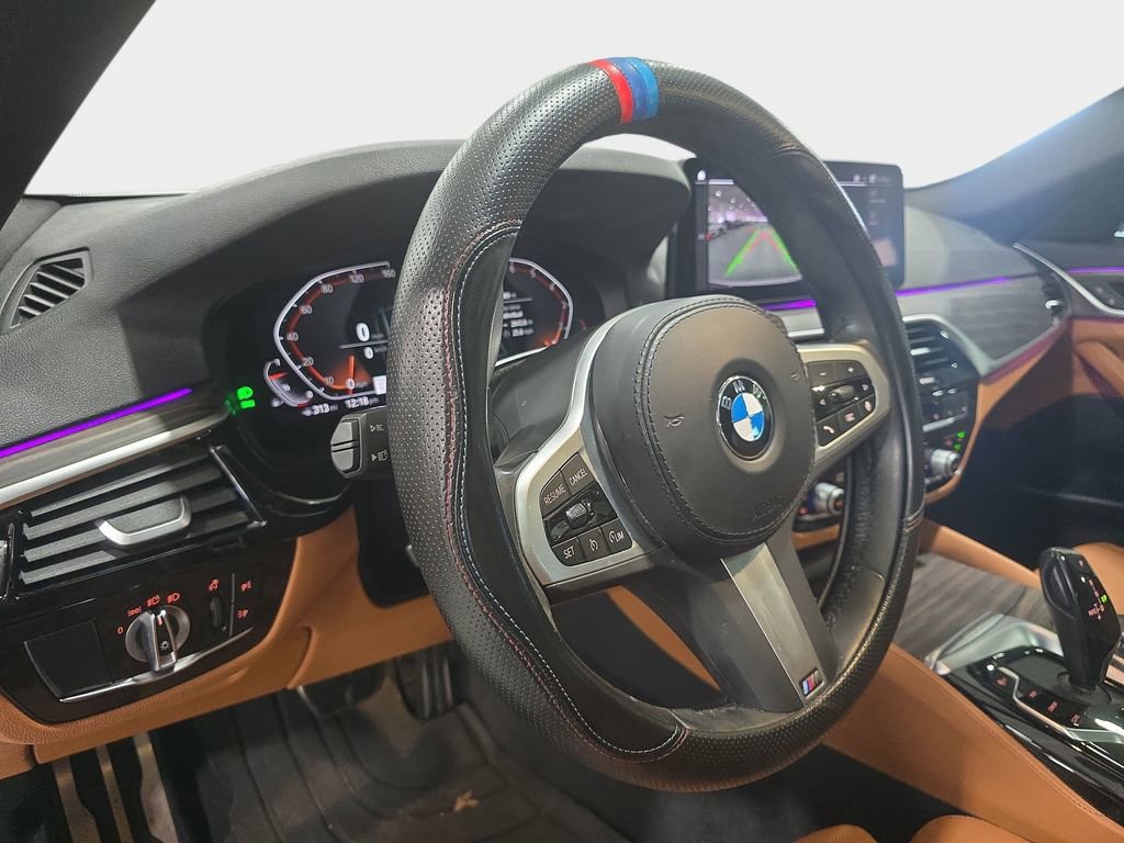 Certified 2023 BMW 540i w/ M Sport Package image 25