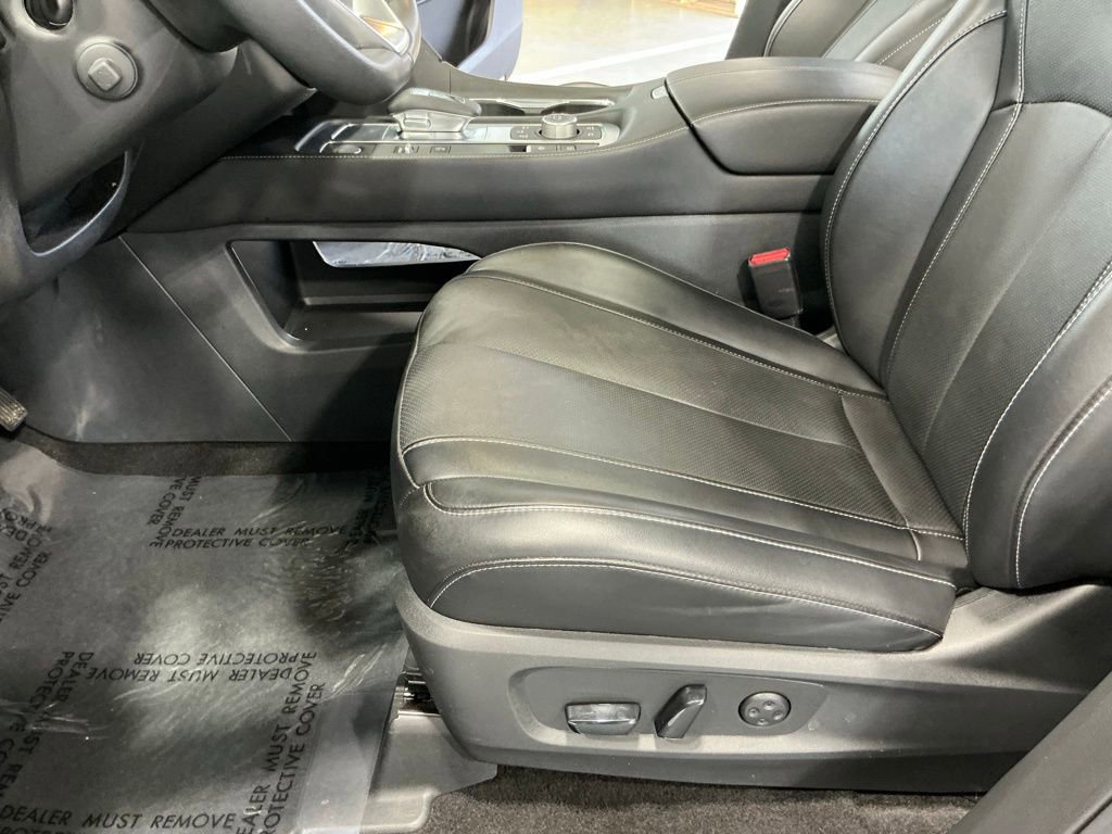 Used 2025 INFINITI QX60 Luxe w/ Vision Package image 18