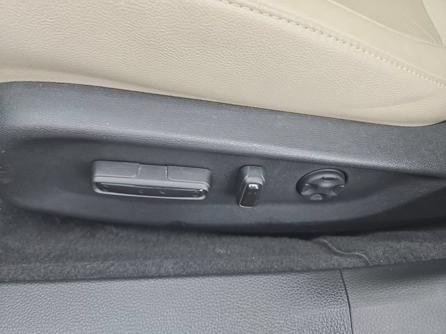 Used 2020 Honda Accord Touring image 16