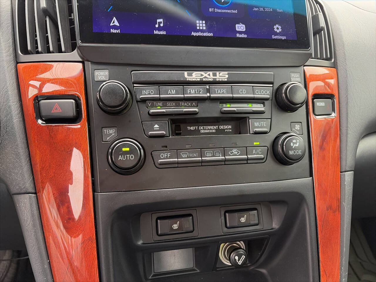 Used 2000 Lexus RX 300 4WD image 36