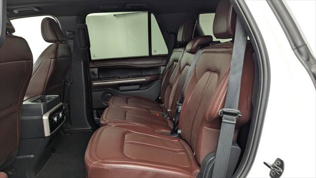 Used 2024 Ford Expedition Limited image 14