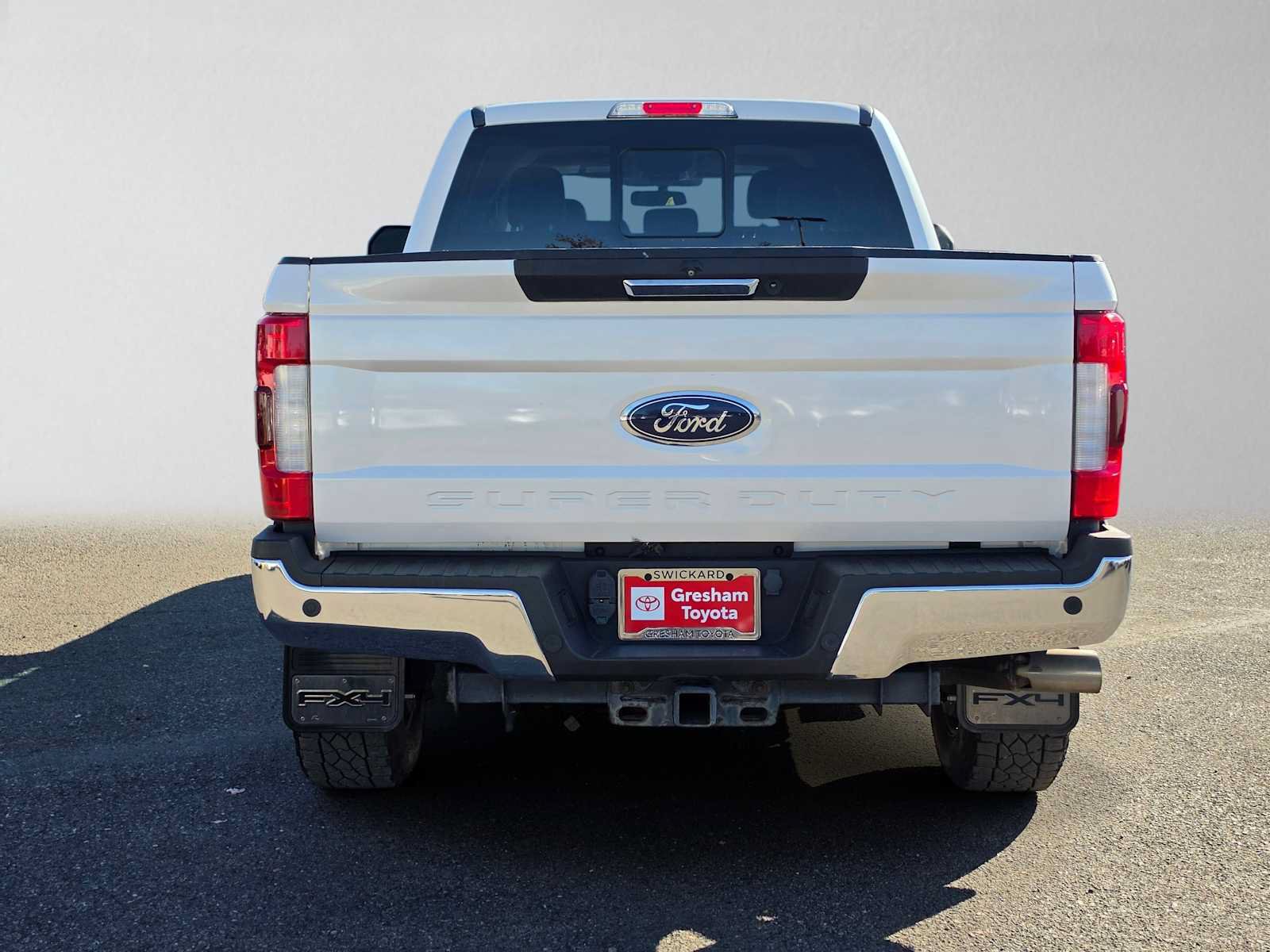 Used 2017 Ford F350 Lariat w/ Chrome Package AWD/4WD image 4