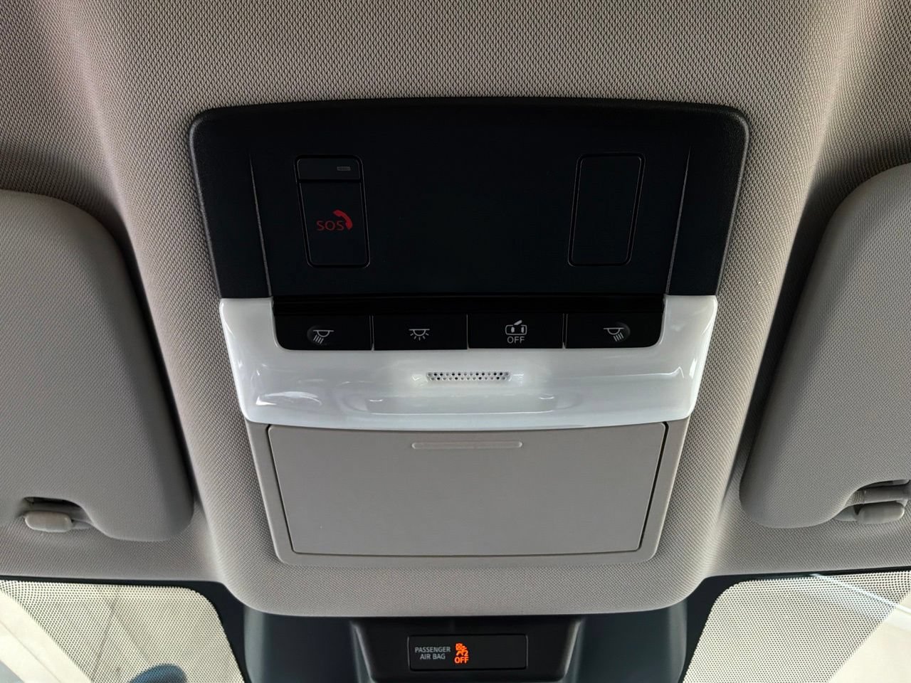 Used 2026 Nissan Rogue SV FWD image 17