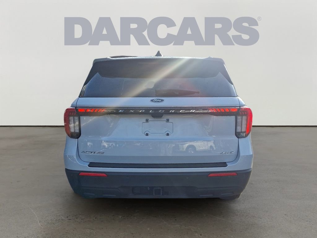 Used 2025 Ford Explorer Active image 6