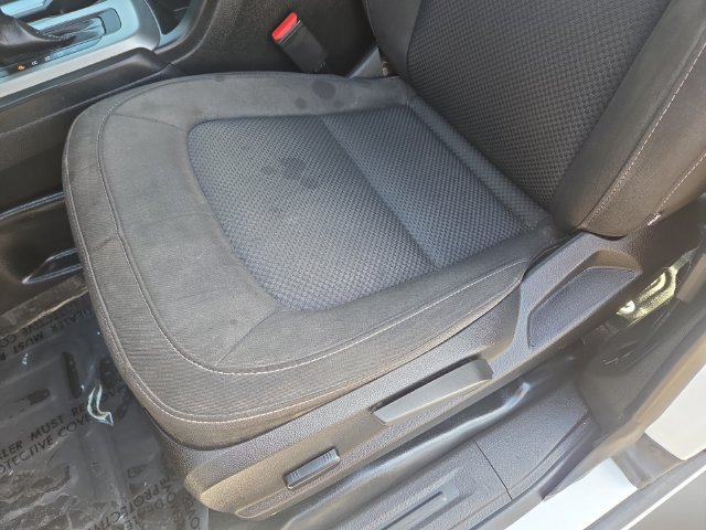 Used 2022 Chevrolet Colorado LT w/ Fleet Safety Package RWD image 27