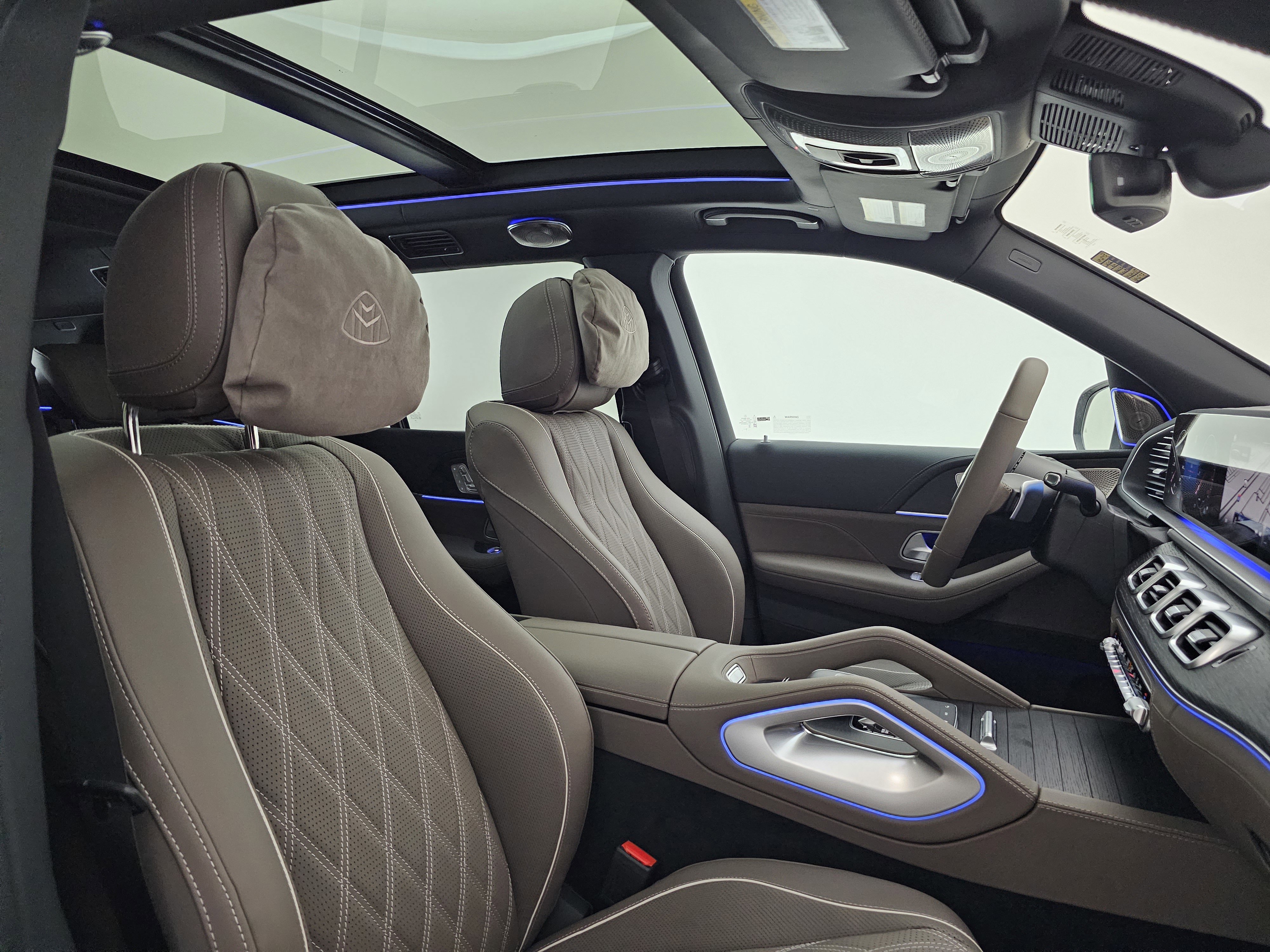 New 2026 Mercedes-Benz Maybach GLS 600 4MATIC image 16