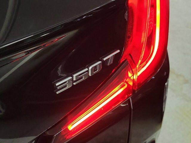 Certified 2023 Cadillac XT4 Luxury FWD image 8