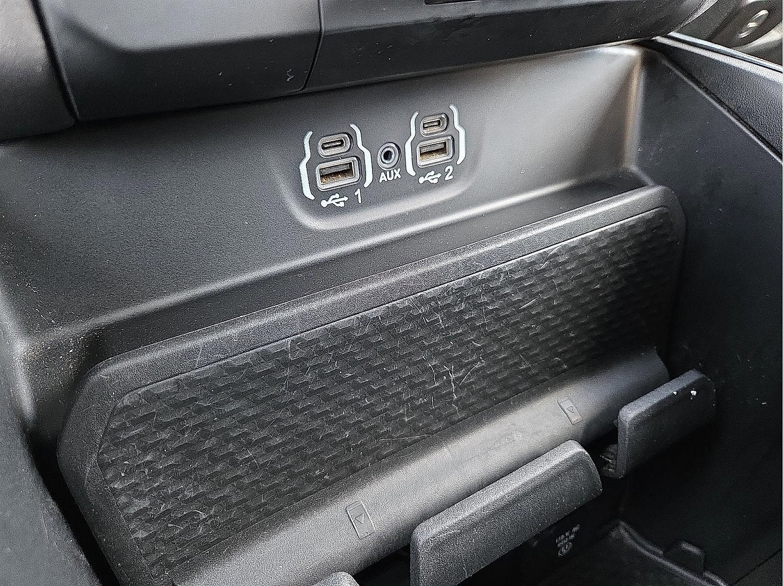 Used 2024 RAM 1500 Laramie image 20