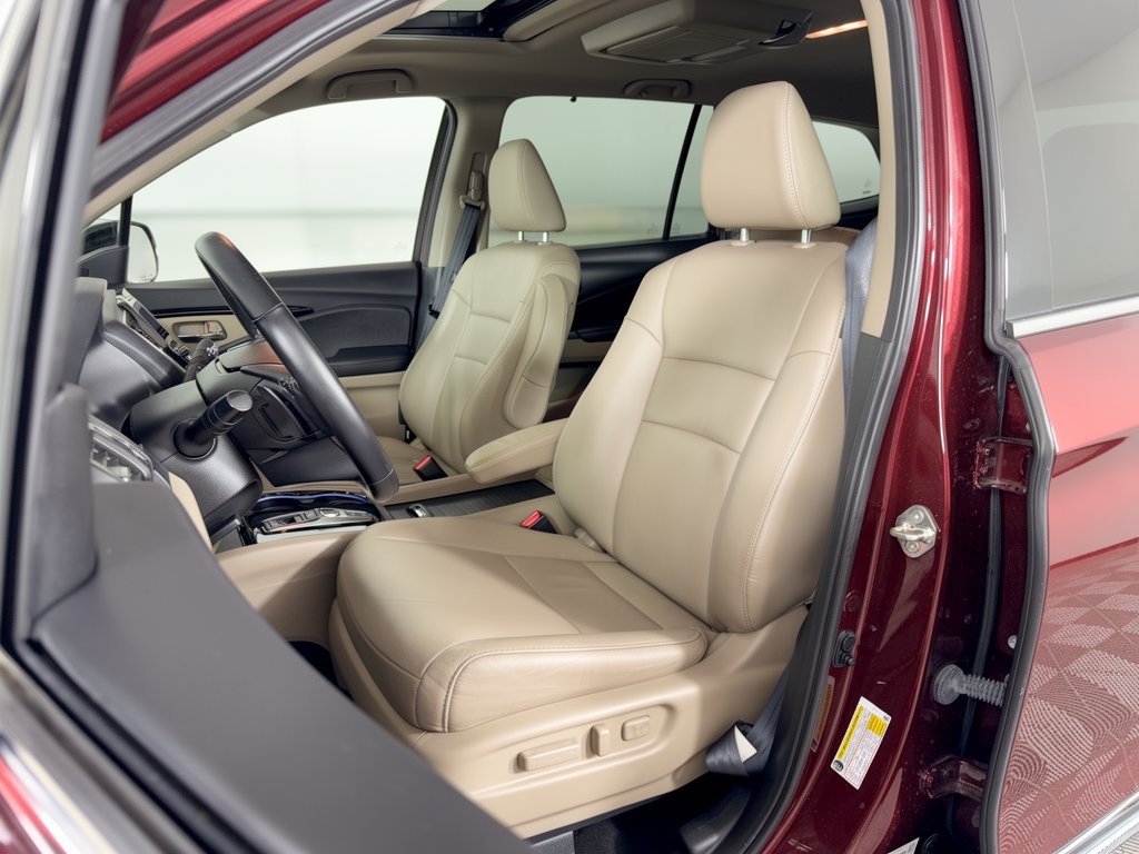 Used 2019 Honda Pilot Touring image 5