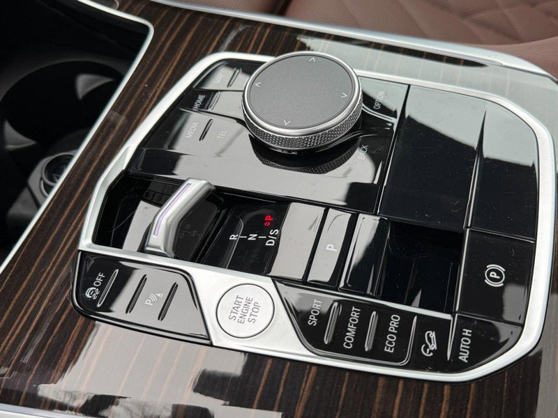 Used 2024 BMW X5 xDrive40i w/ M Sport Package image 20