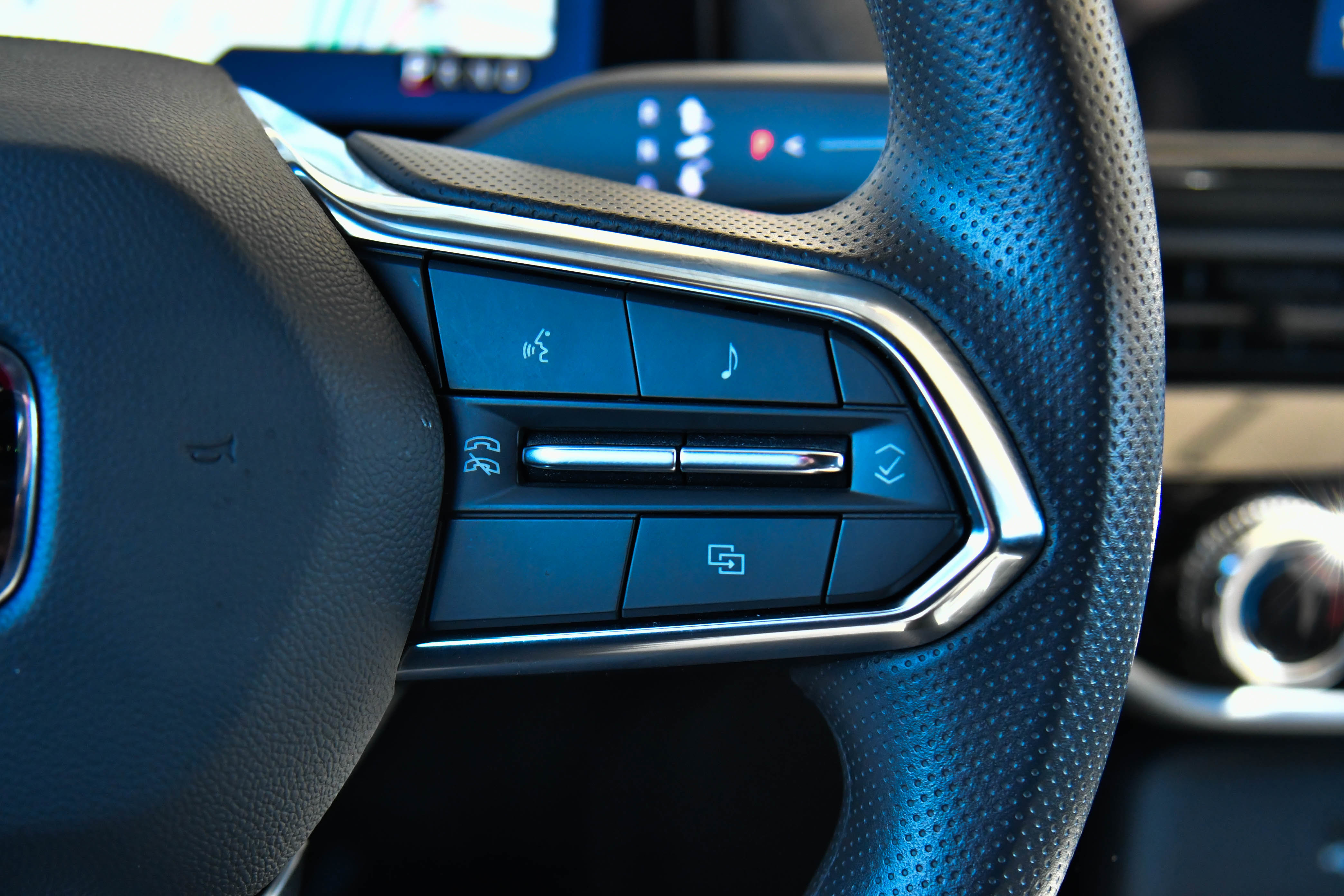 Used 2024 Honda Prologue EX image 32