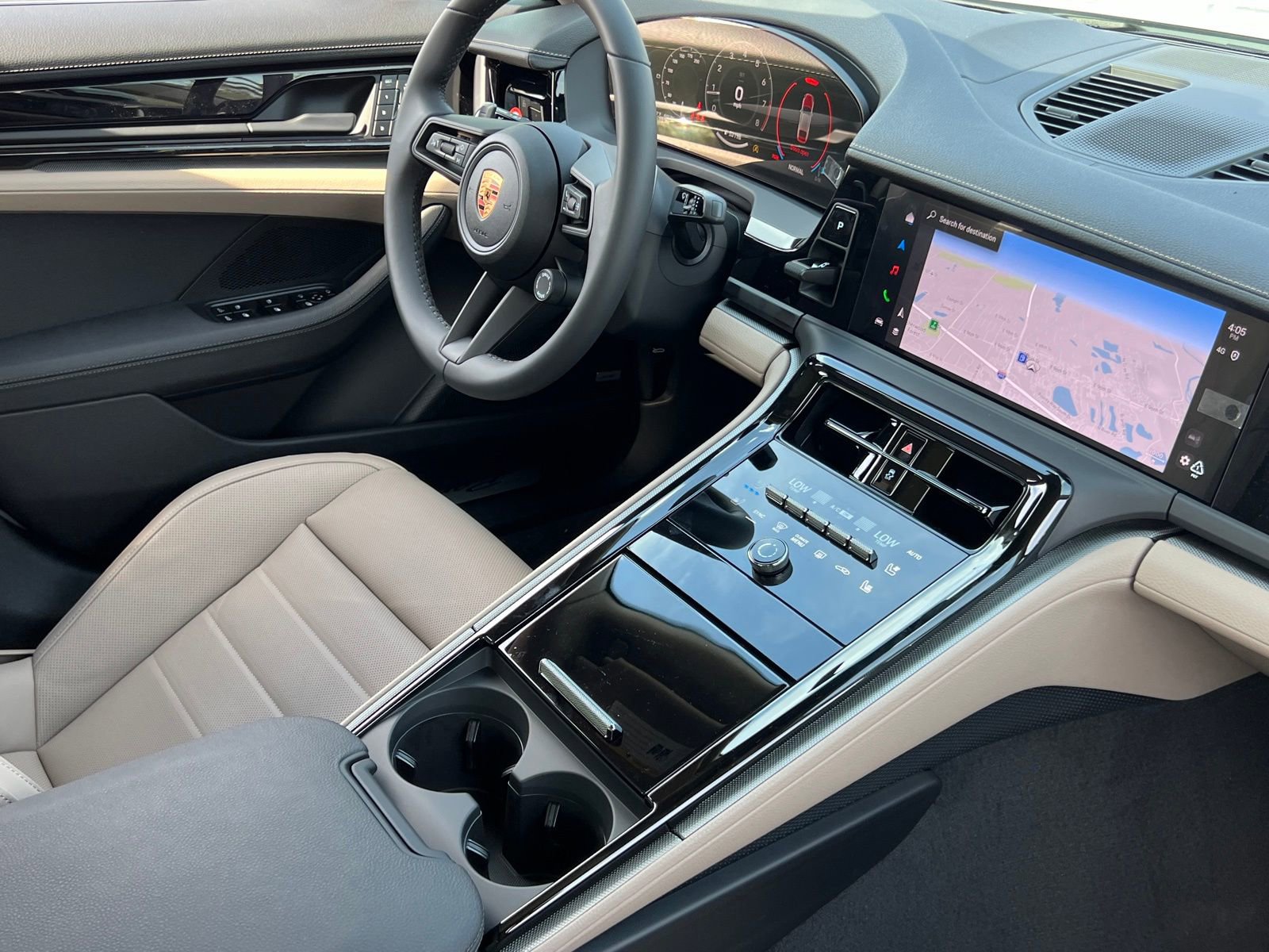 New 2026 Porsche Panamera 4 image 15