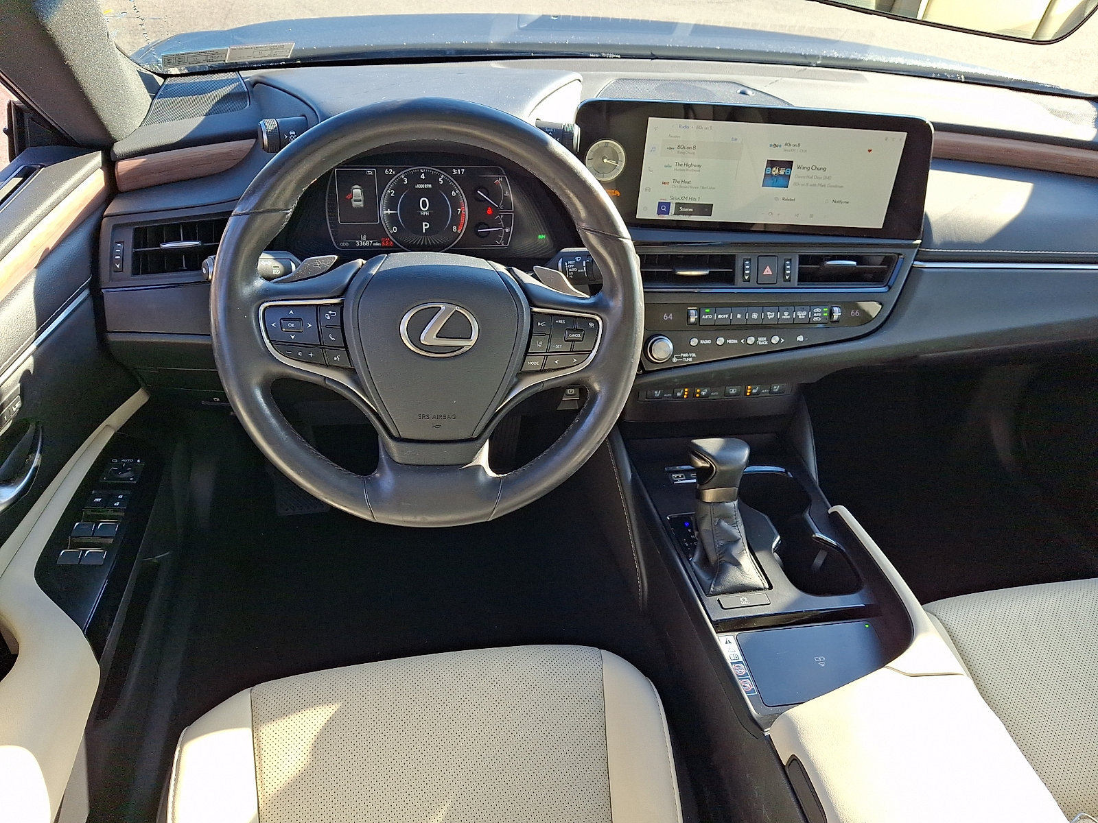 Used 2023 Lexus ES 350 w/ Premium Package FWD image 11