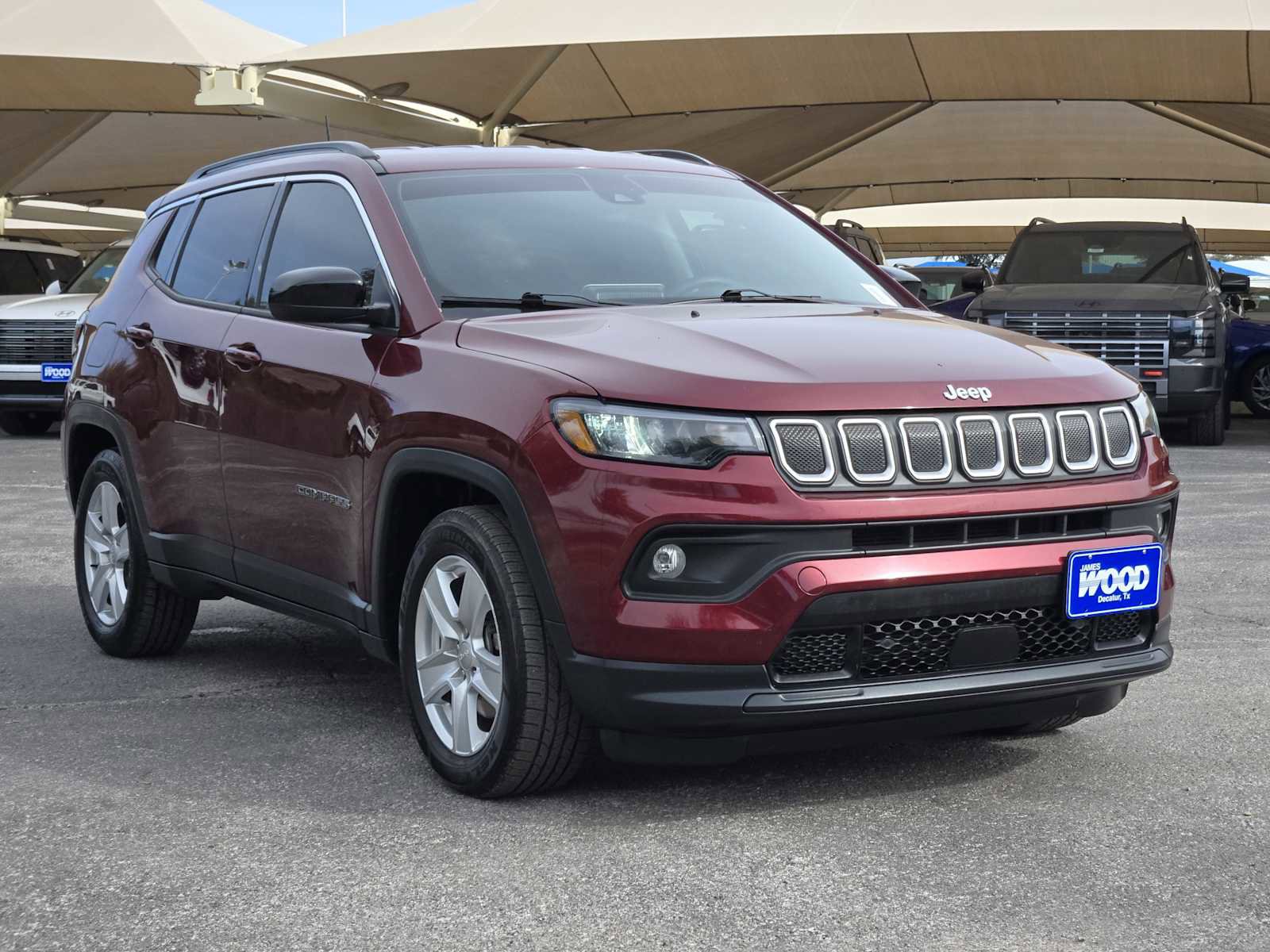 Used 2022 Jeep Compass Latitude image 3