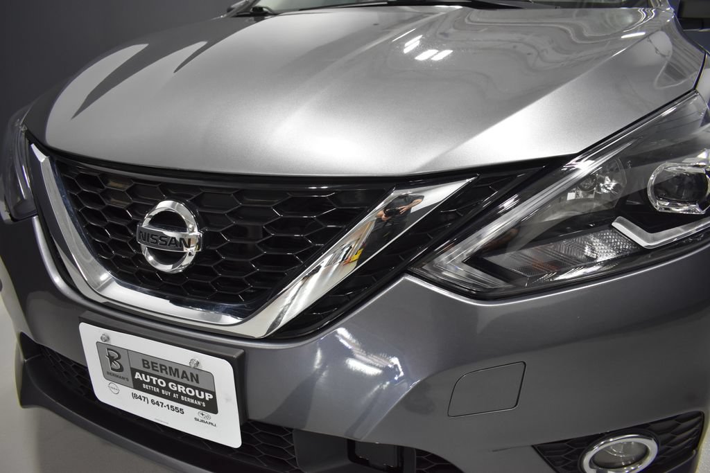 Used 2017 Nissan Sentra SR w/ SR Premium Technology Package FWD image 11