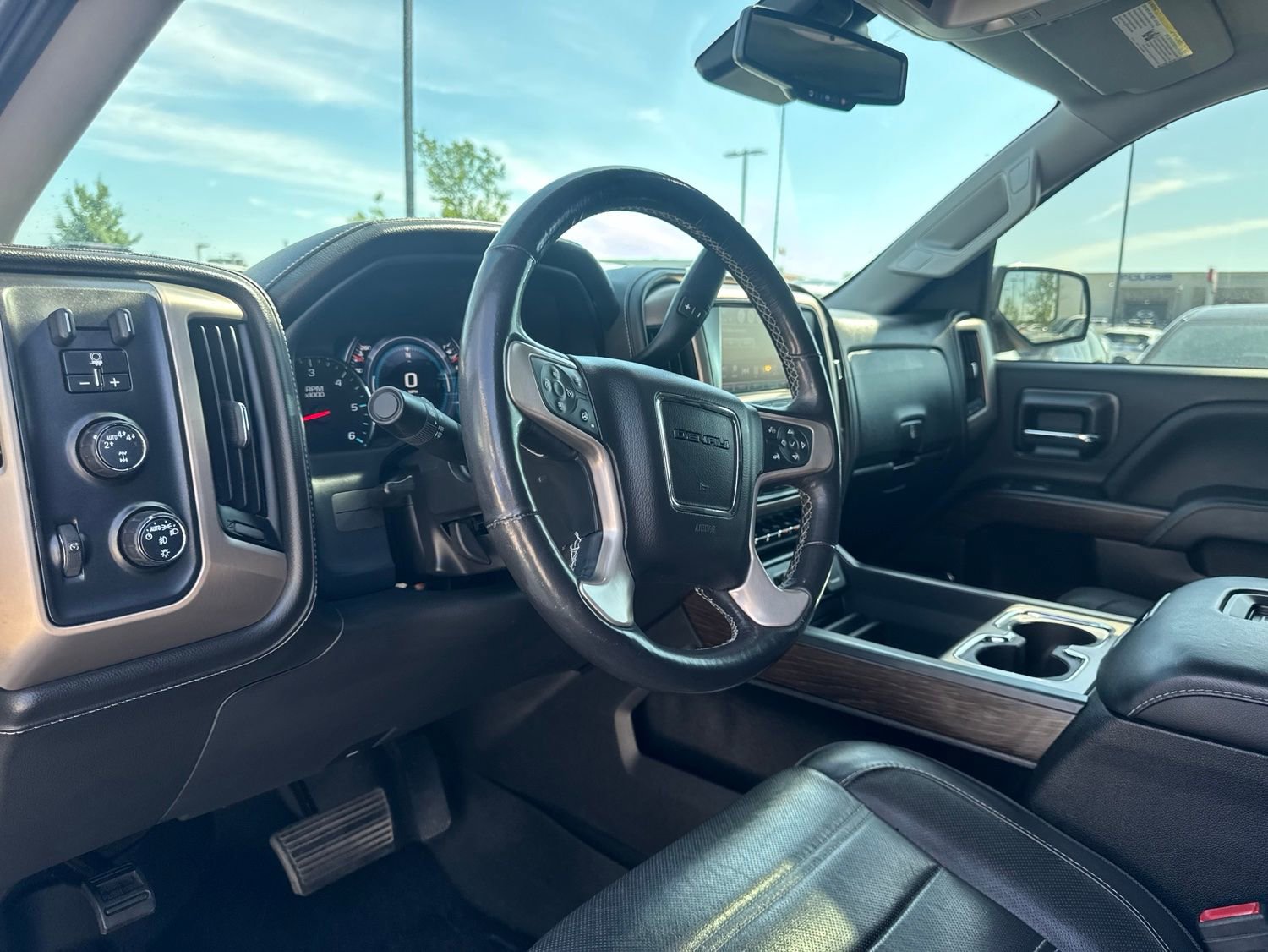 Used 2018 GMC Sierra 1500 Denali w/ Denali Ultimate Package AWD/4WD image 13