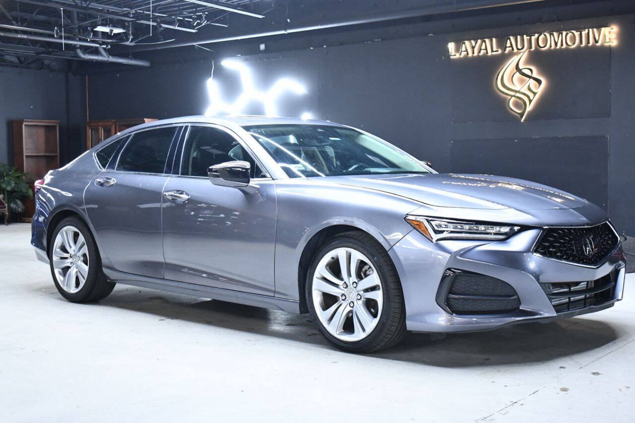Used 2022 Acura TLX w/ Technology Package FWD image 2