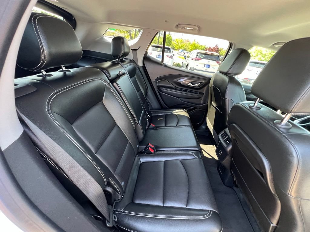 Used 2024 GMC Terrain SLT AWD/4WD image 26