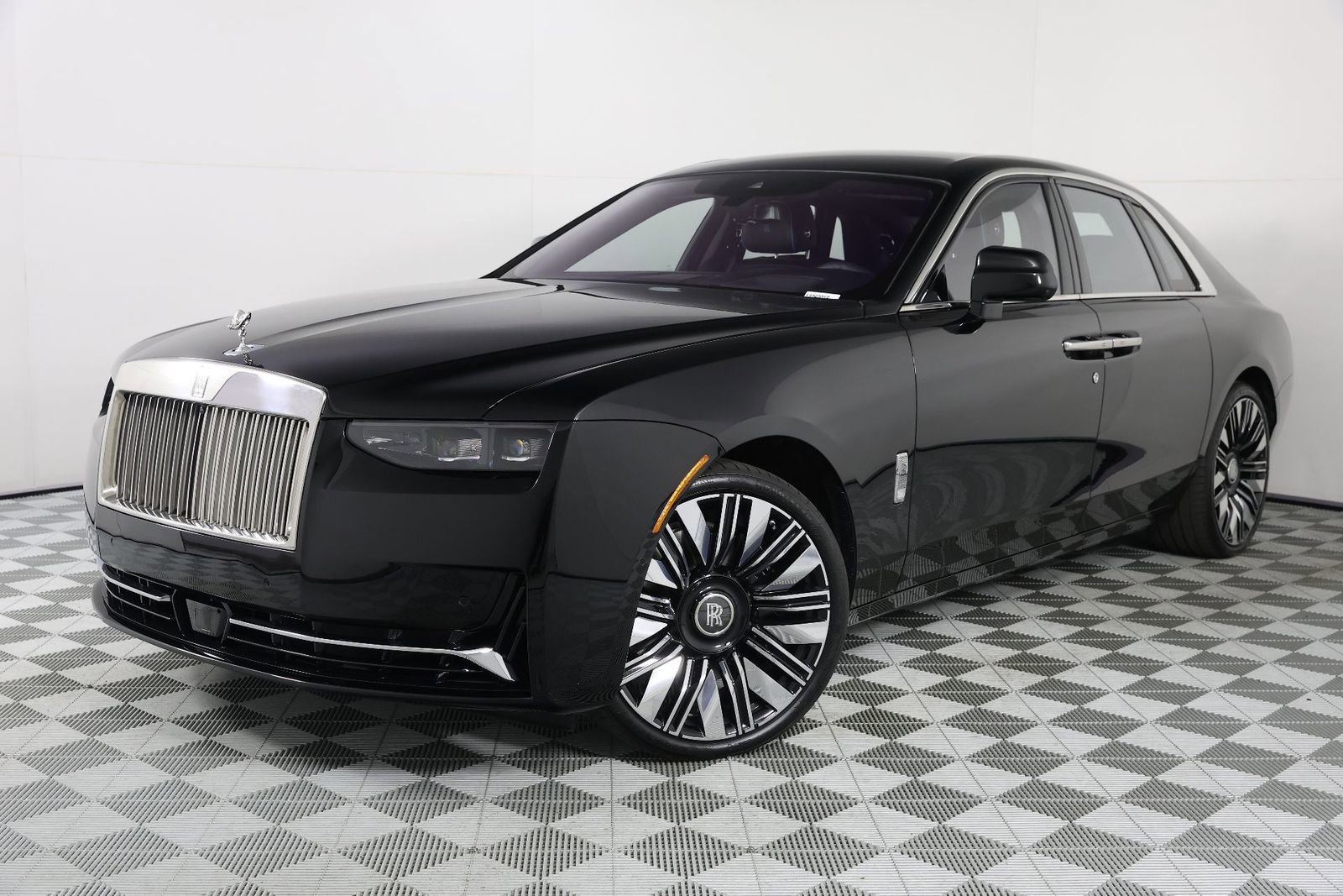 New 2026 Rolls-Royce Ghost AWD/4WD image 39