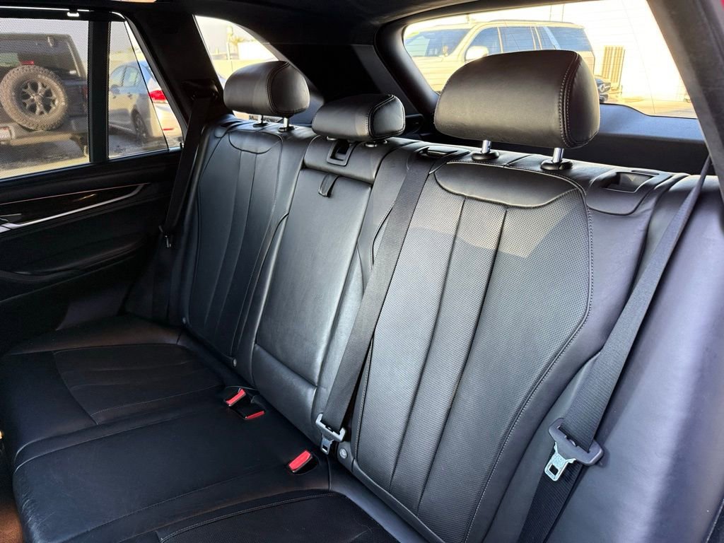 Used 2018 BMW X5 M image 15