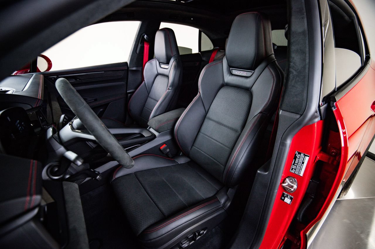 New 2026 Porsche Macan GTS Electric AWD/4WD image 5