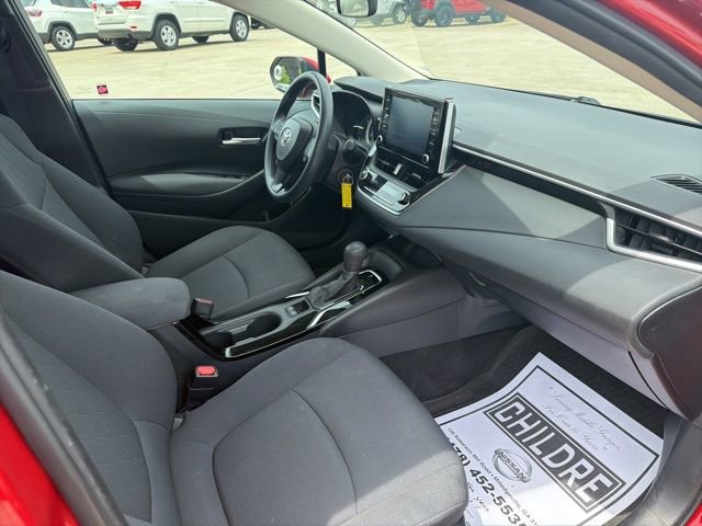 Used 2020 Toyota Corolla LE FWD image 14