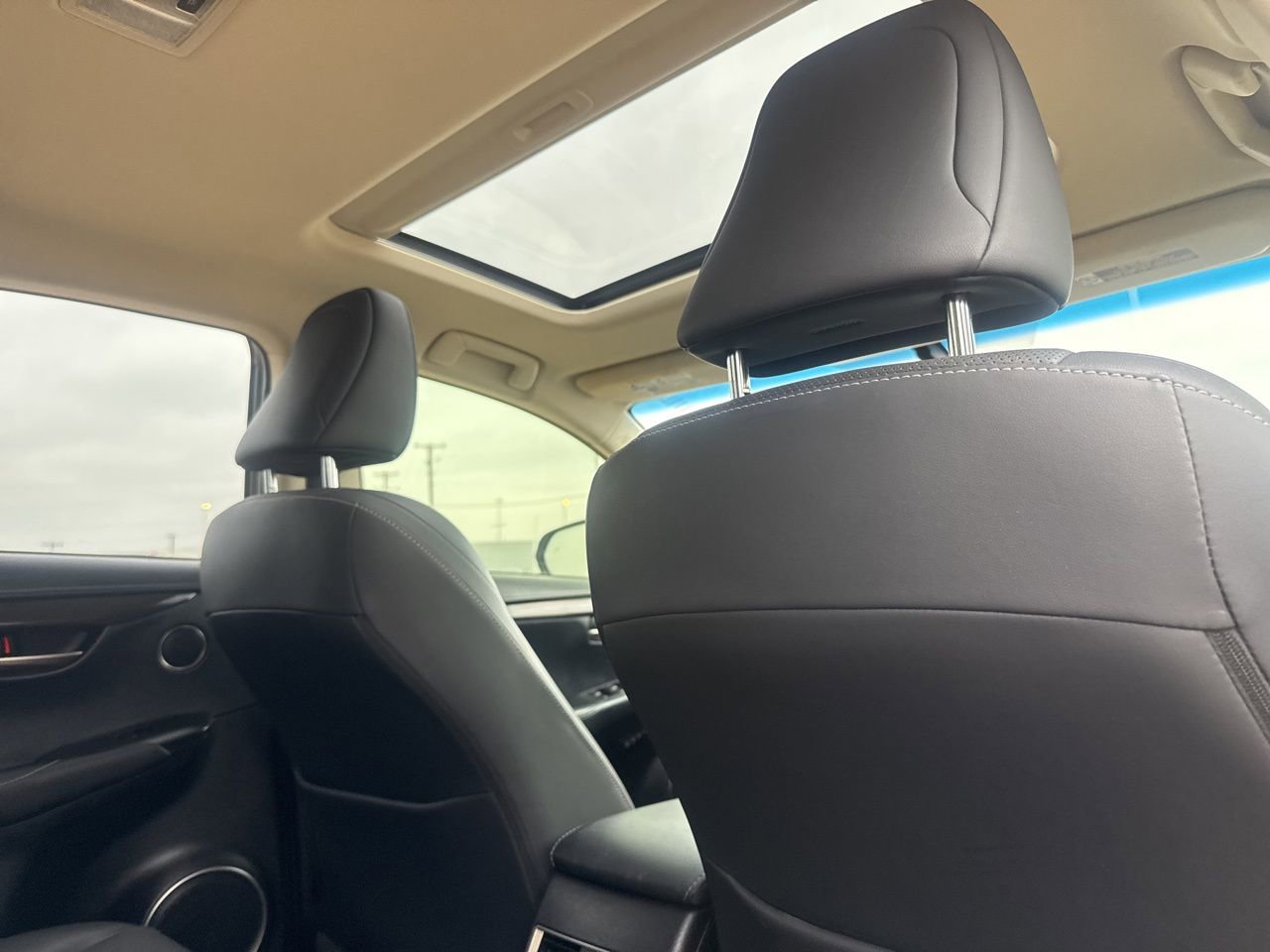 Used 2017 Lexus NX 200t FWD w/ Premium Package image 31