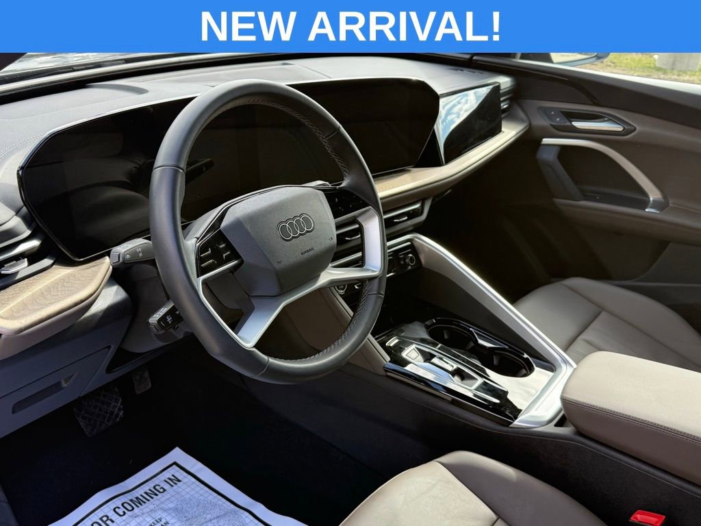 Used 2025 Audi Q5 Premium w/ Convenience Package image 30