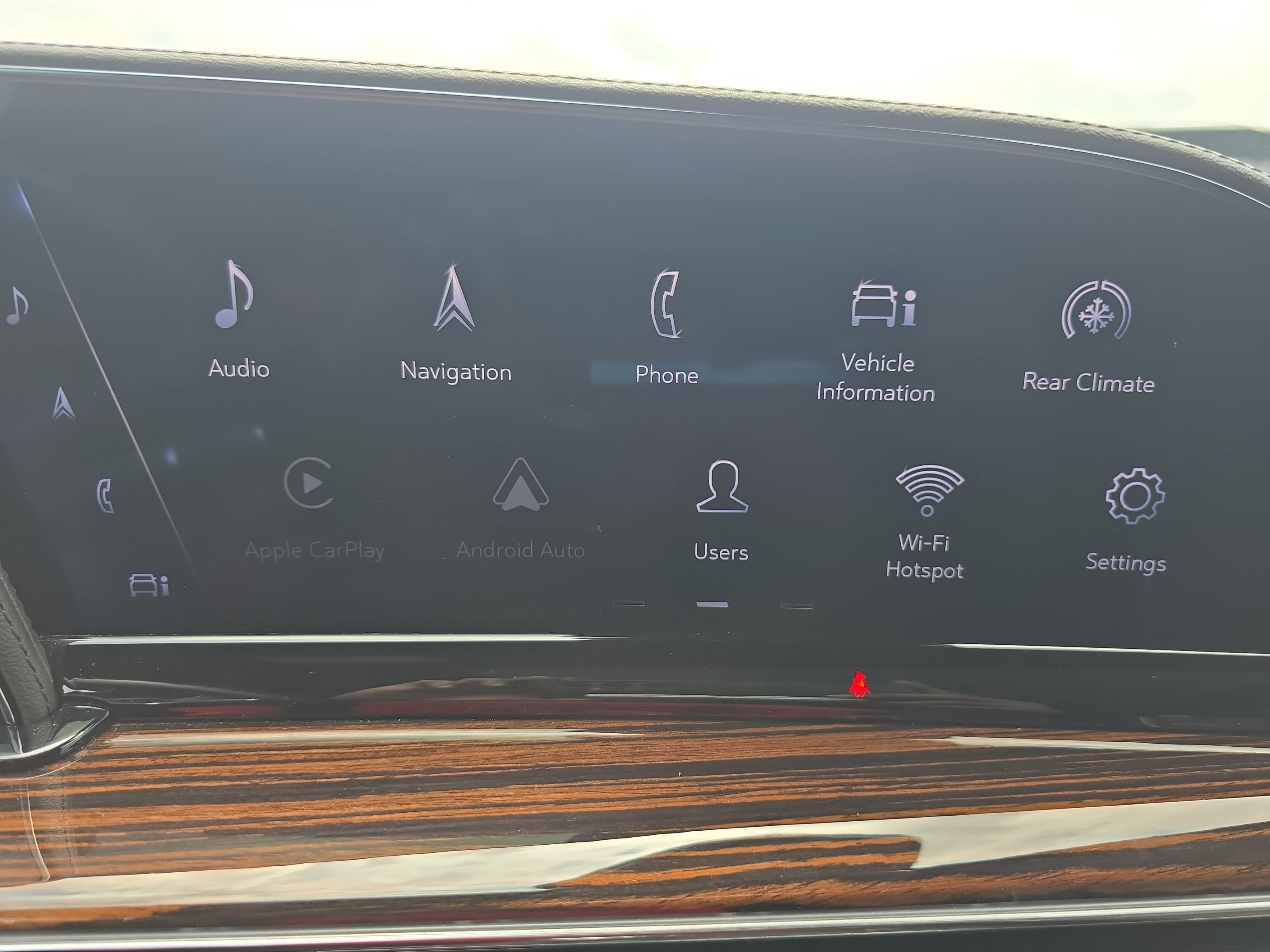 Used 2023 Cadillac Escalade Premium Luxury AWD/4WD image 23